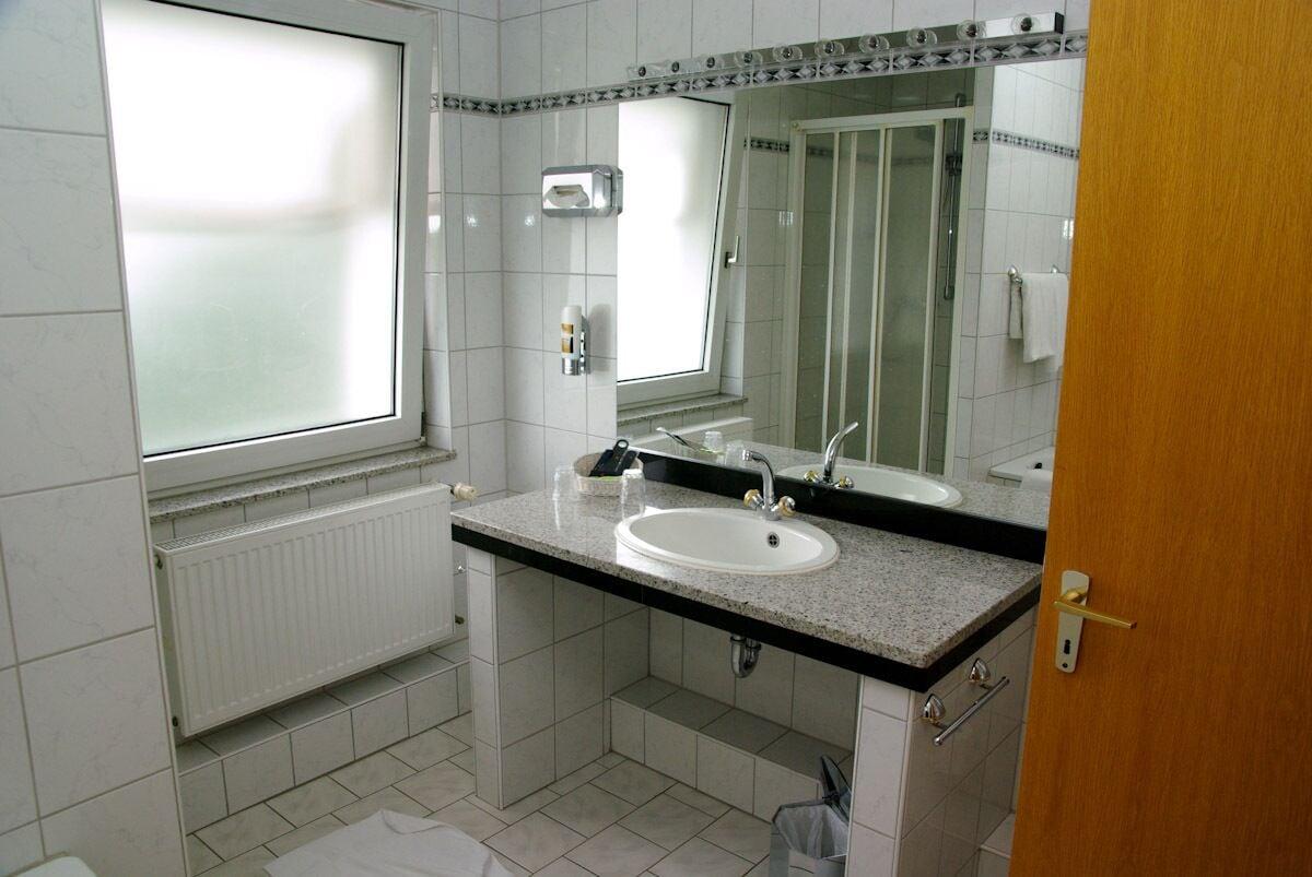 Hotel Sittardsberg Дуйсбург Экстерьер фото