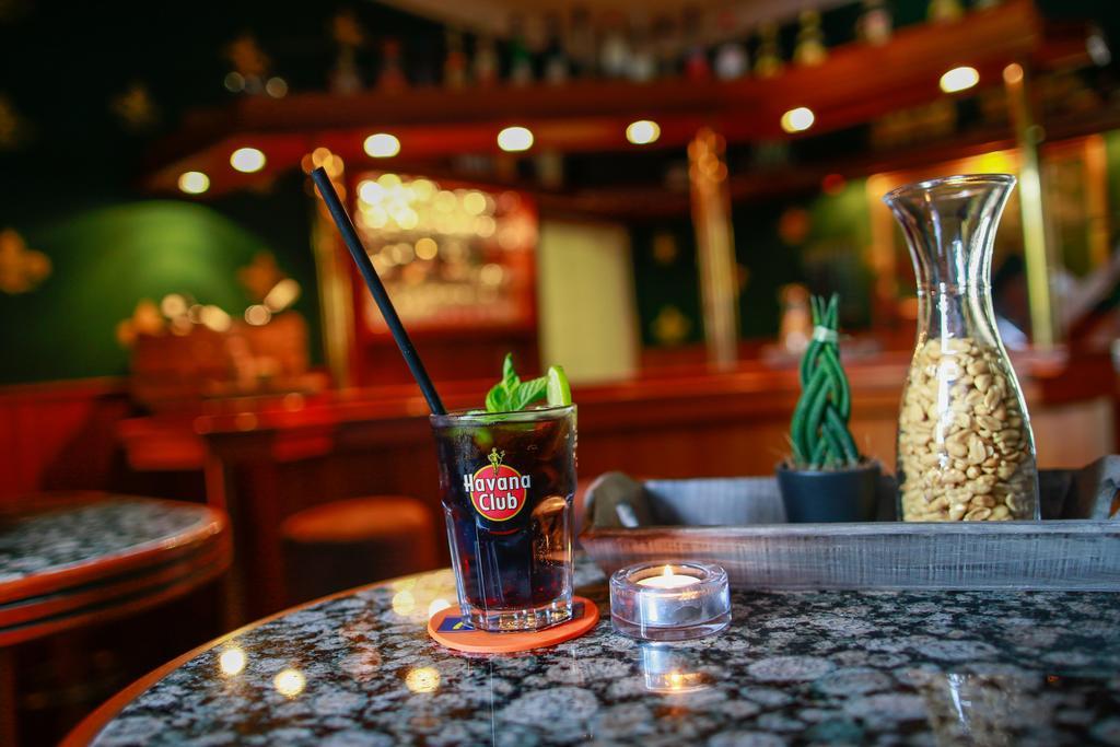 Hotel Sittardsberg Дуйсбург Экстерьер фото