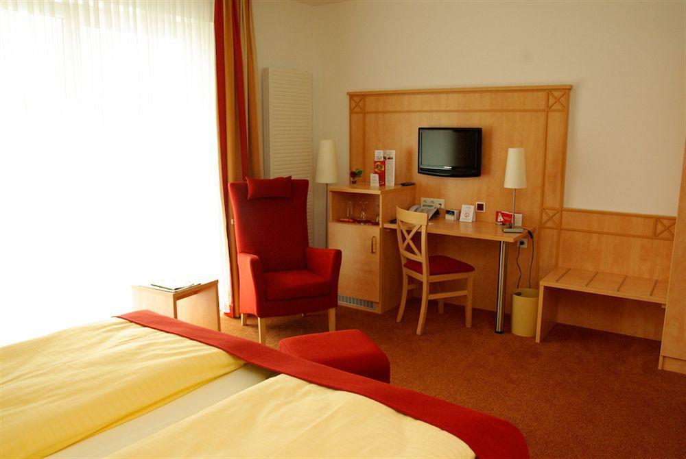 Hotel Sittardsberg Дуйсбург Экстерьер фото